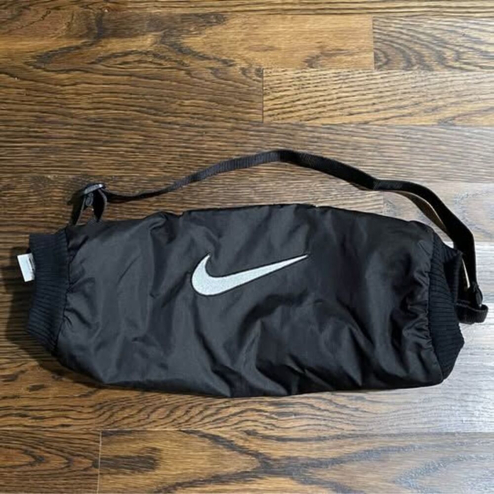 Nike Pro Hyperwarm Hand Warmer Football Black